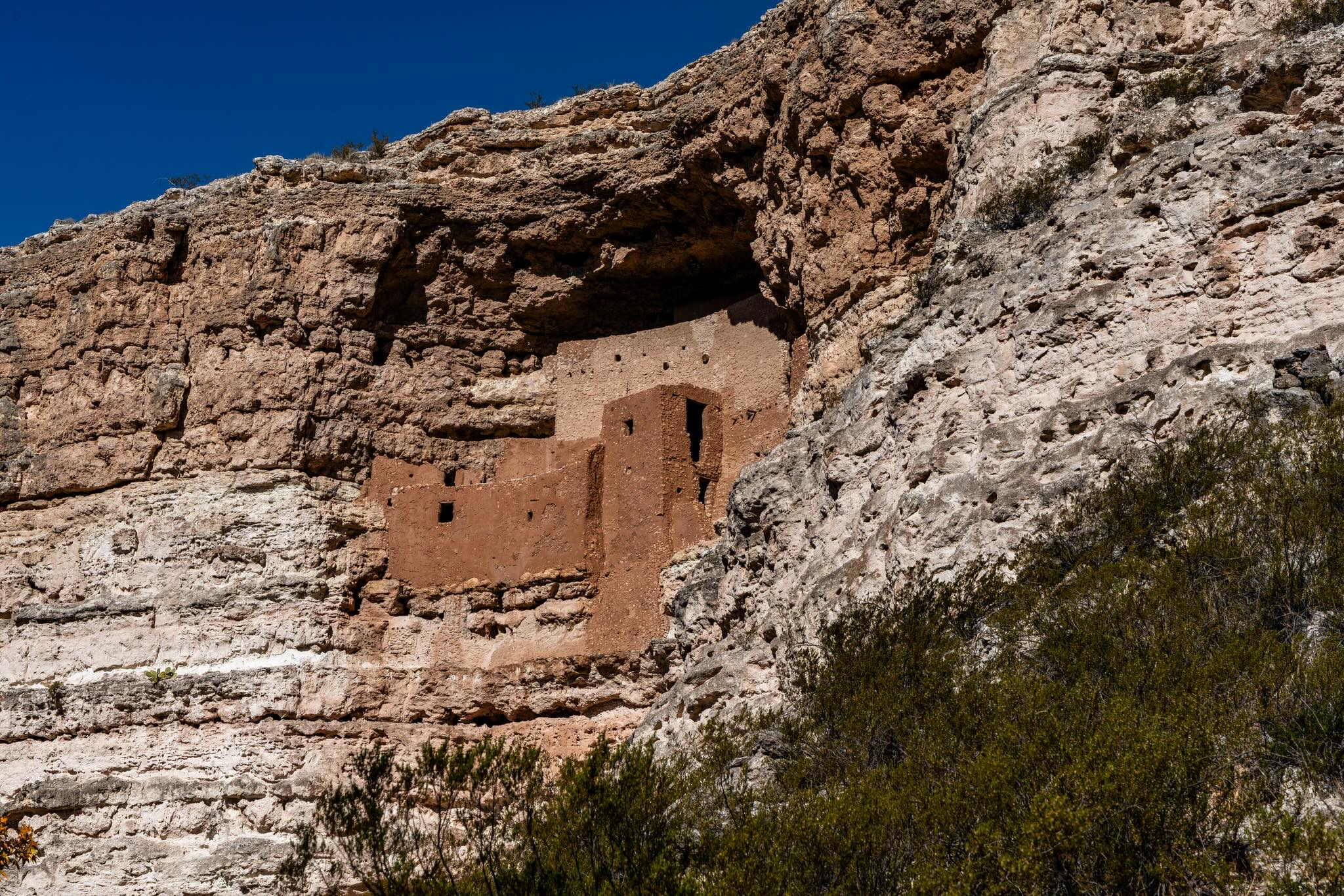 People will always find a way. 
Taken: Camp Verde, Arizona

•
•
•
•
• 

#arizona #montezumacastlenationalmonument #fernweh_image #nature #travel